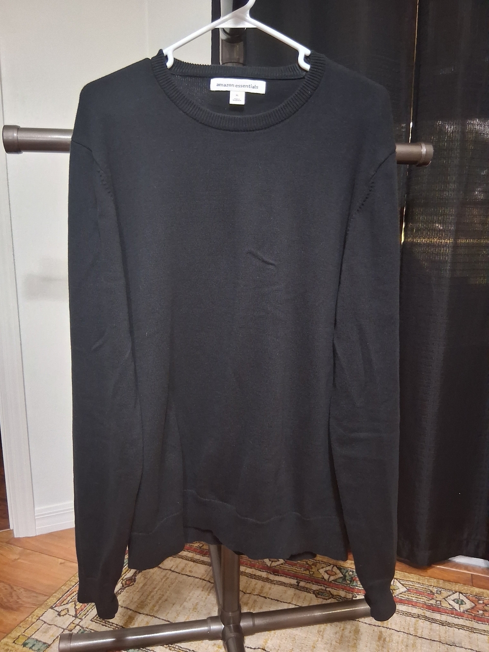 Amazon Essentials Men's Black Crewneck Pullover Sweater